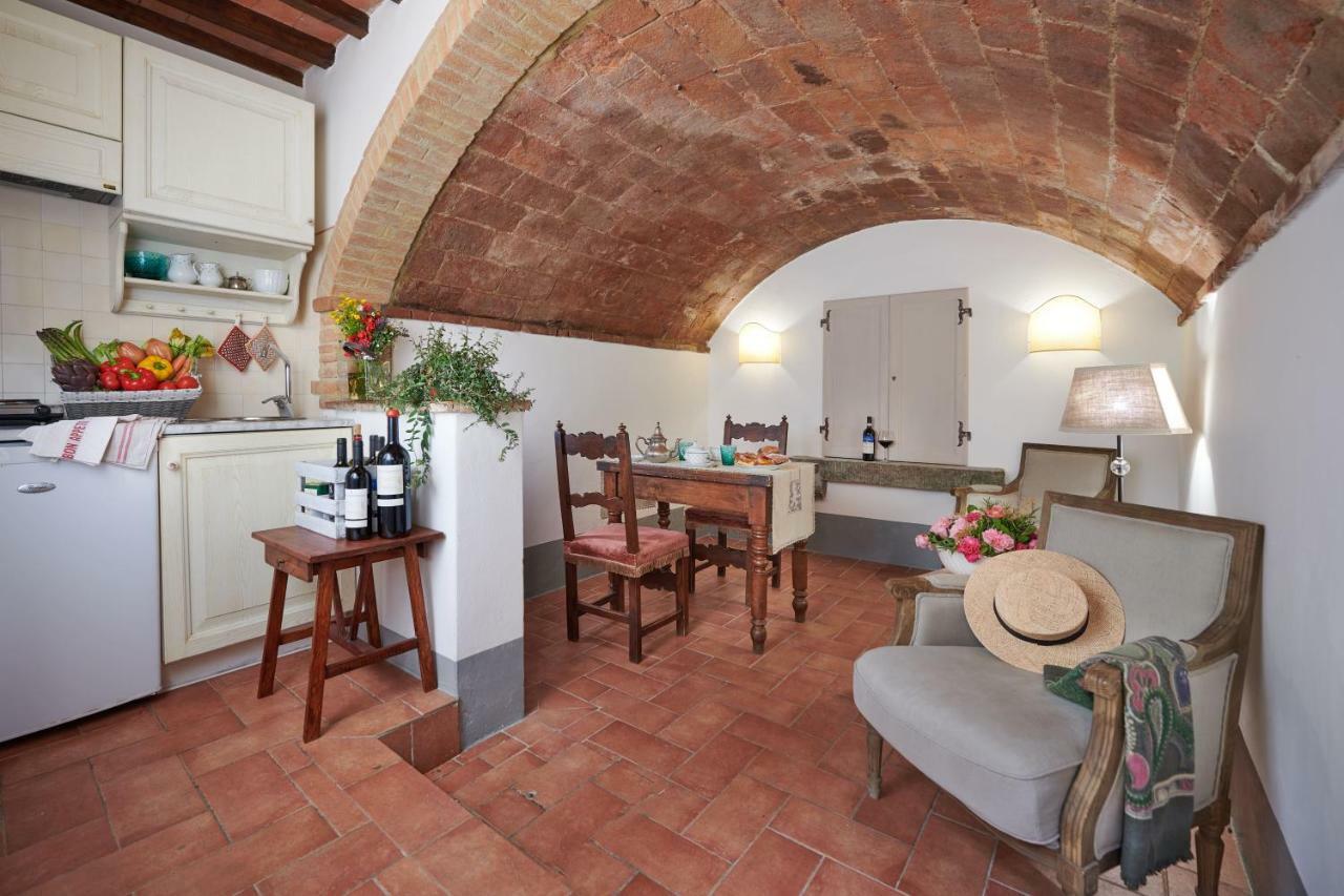 Santa Maria a Poneta Barberino di Val dʼElsa Exterior foto